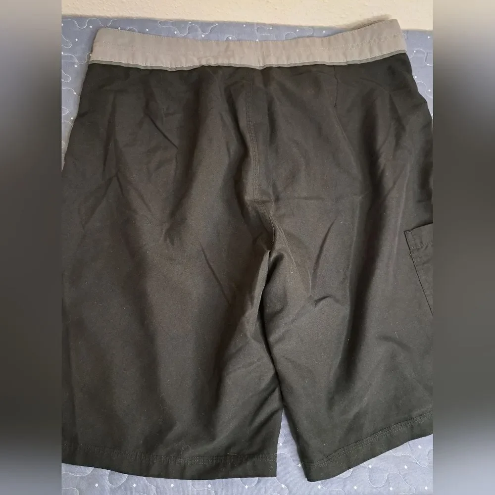 Old Navy black board swim shorts size 34